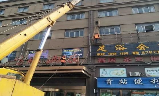 隆安安装较高的门店招牌有什么好的方法？