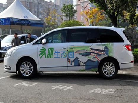 隆安户外车贴喷绘如何保持效果?